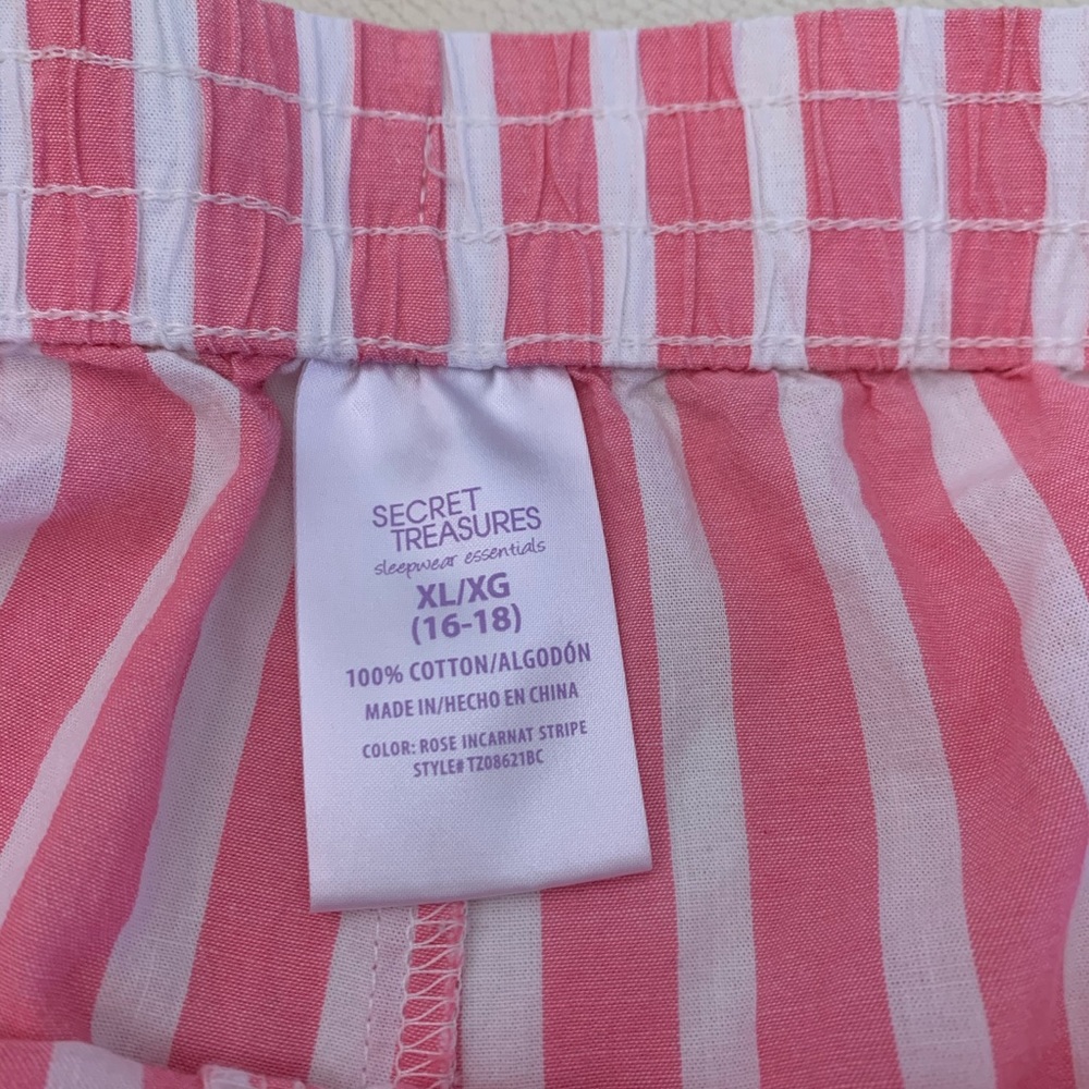 Women shorts